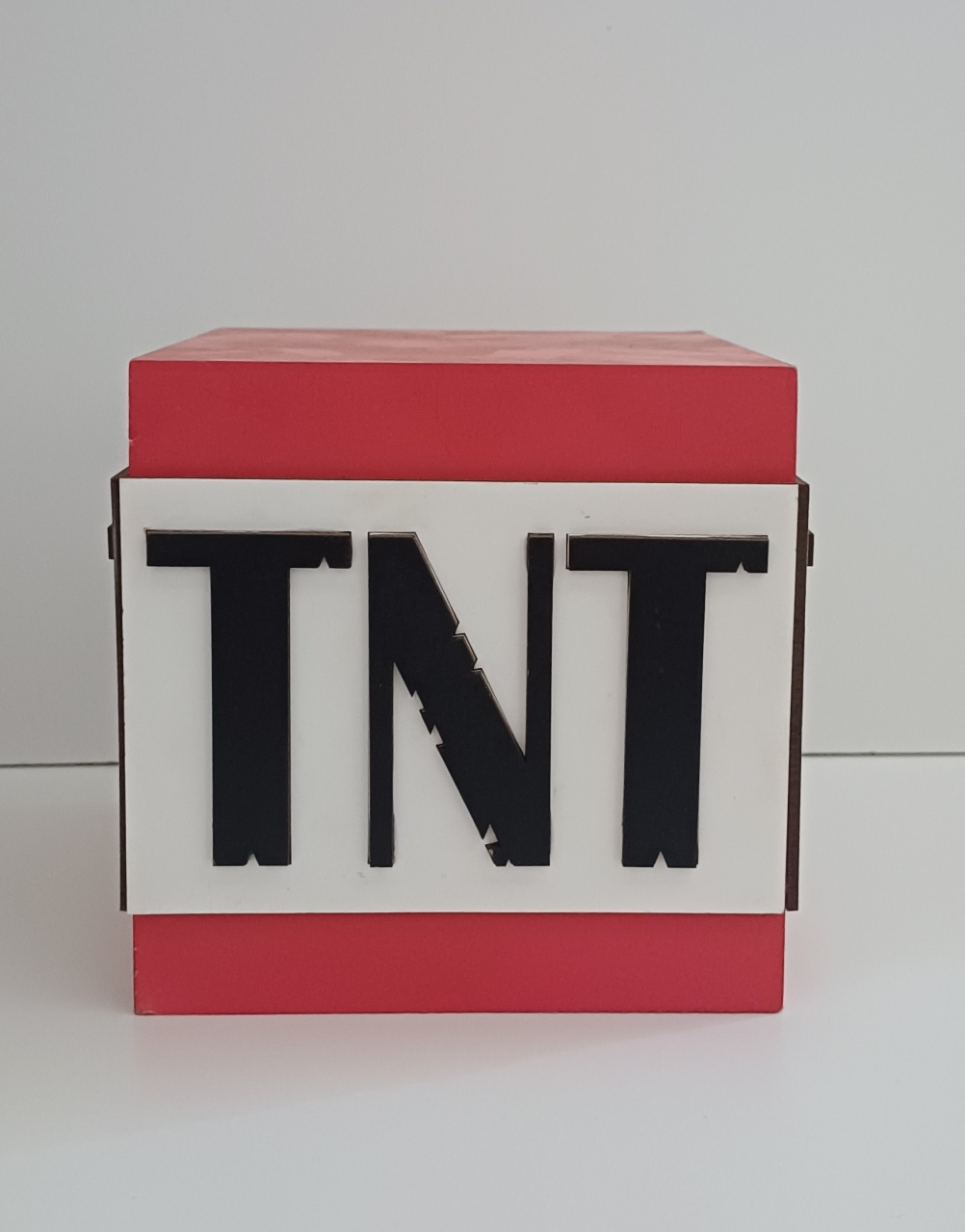 Cubo Mfd 15X15 Tnt - Mariah locação