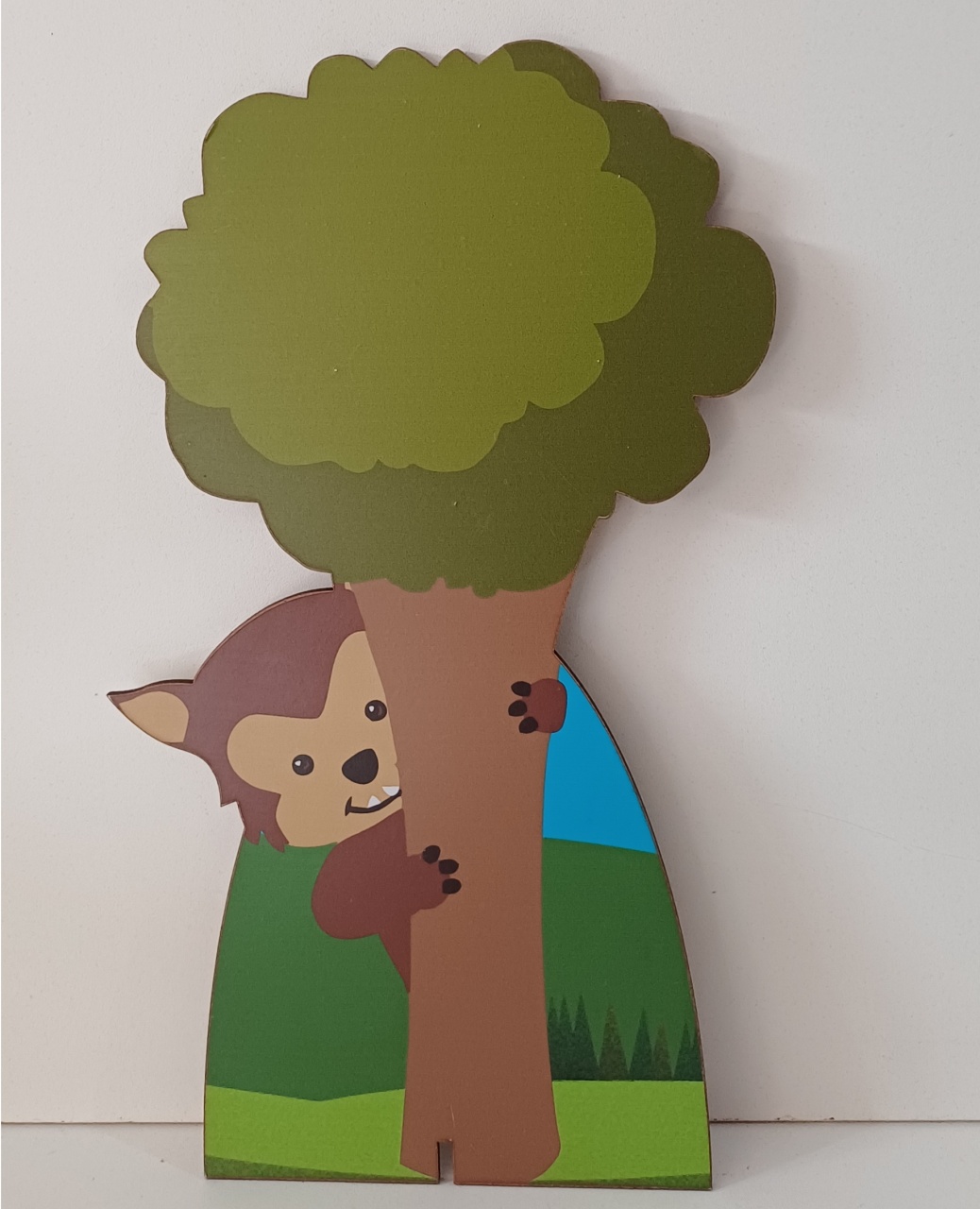 Display de Mesa Lobo Mal Chapéuzinho Vermelho - Mariah locação