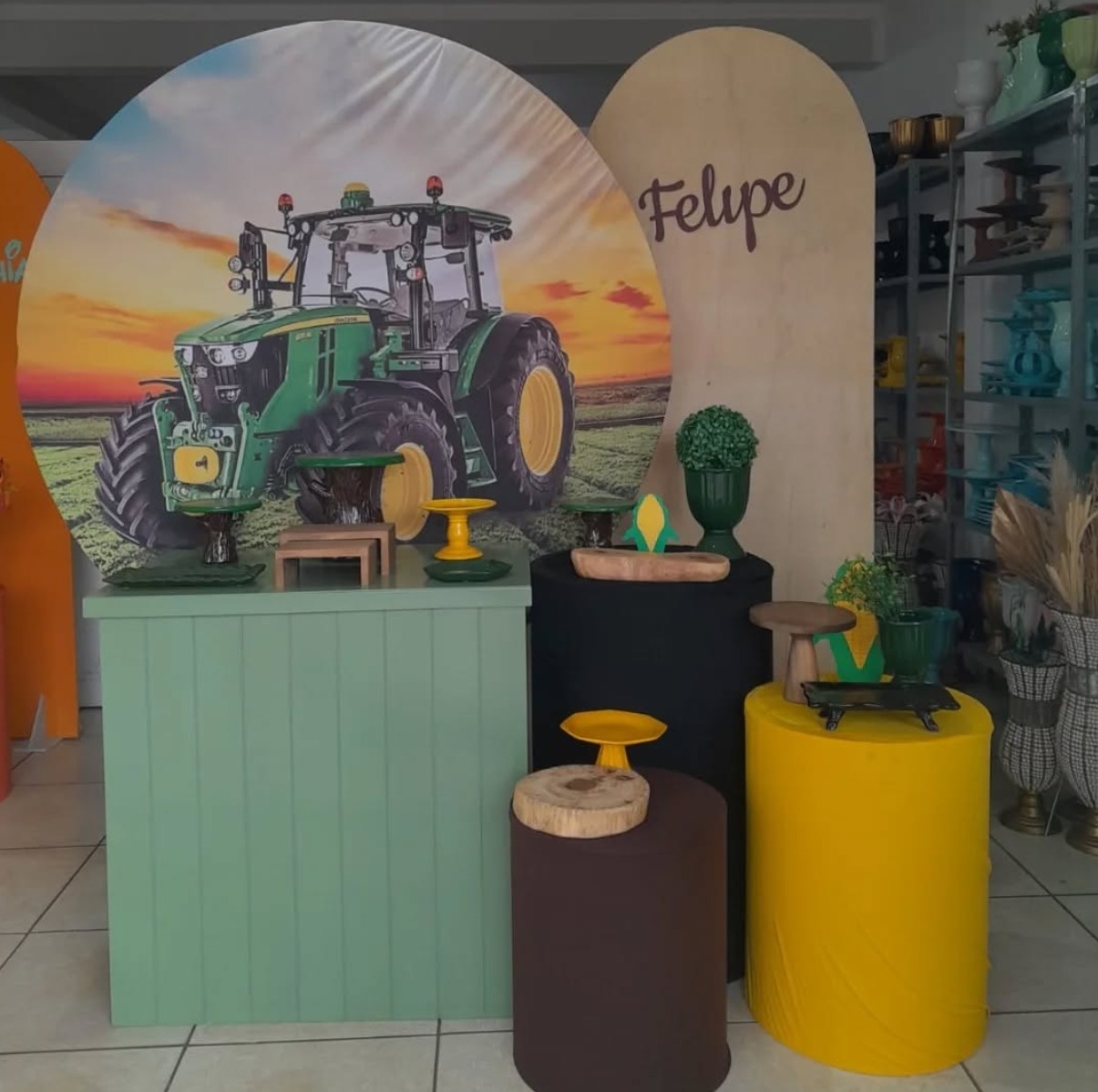 Kit Trator Verde Painel Duplo  - Mariah locação
