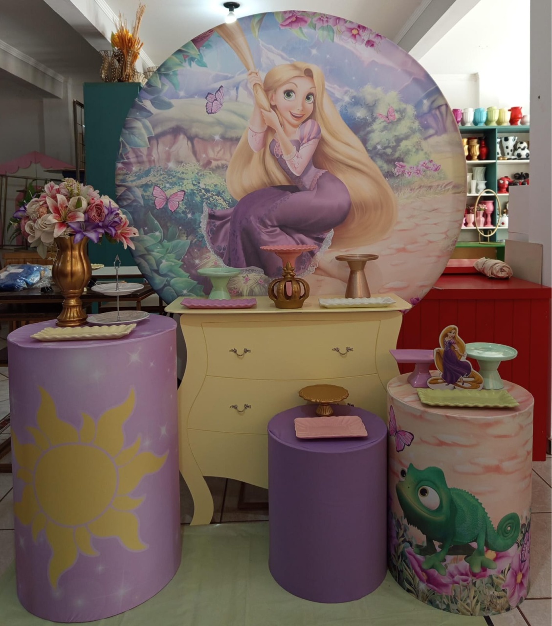 Kit Rapunzel Enrolados  - Mariah locação
