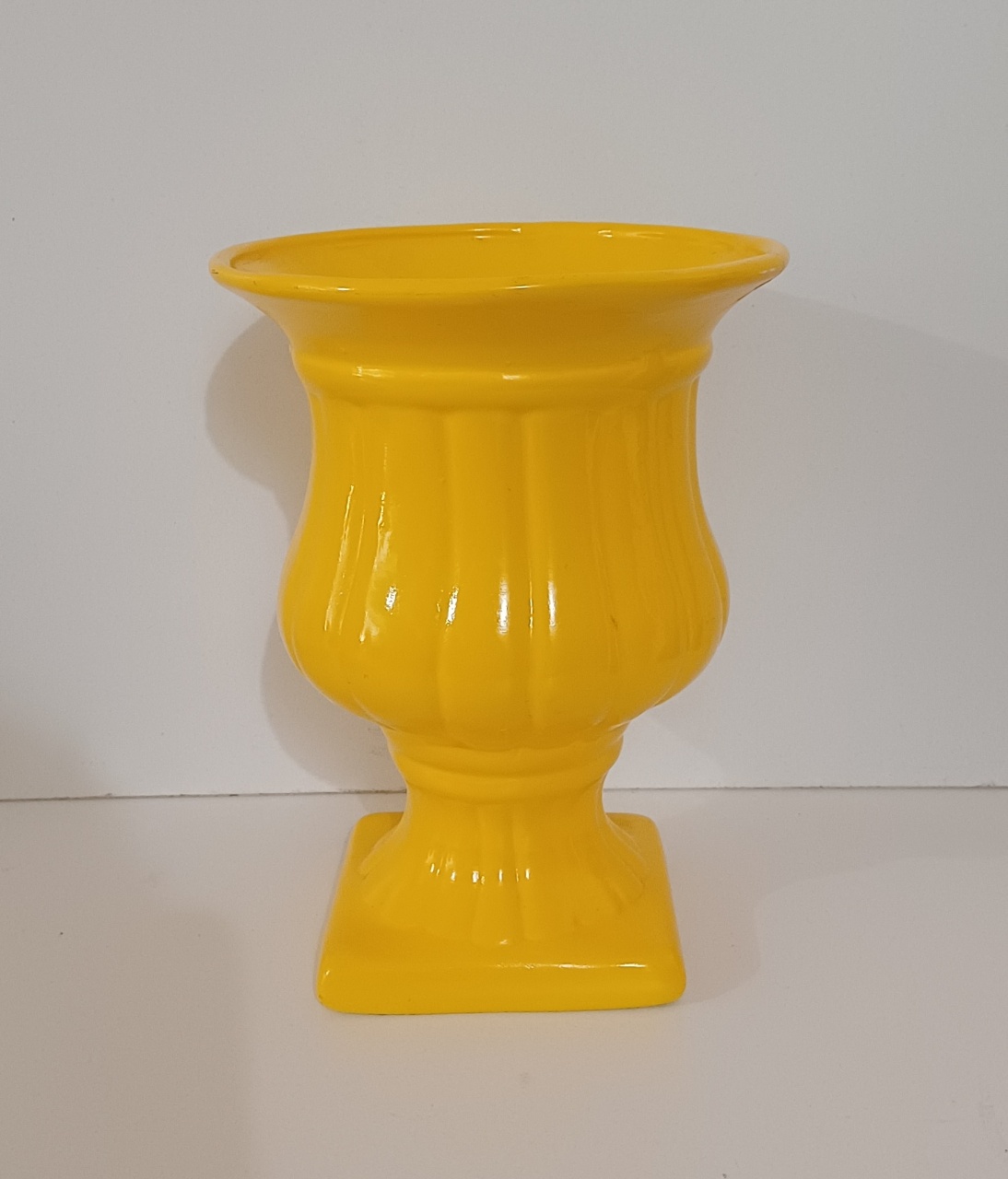 Vaso G Amarelo  - Mariah locação