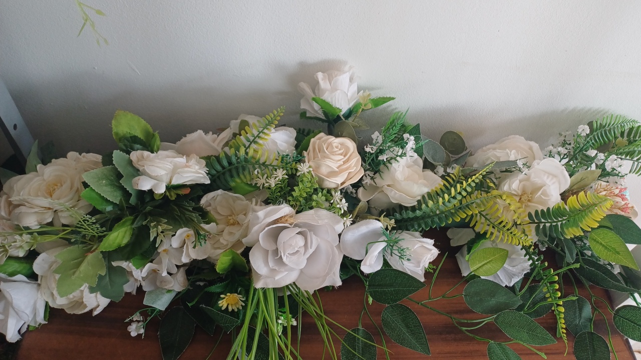 Arranjo Floral (Macarrao) - Mariah locação
