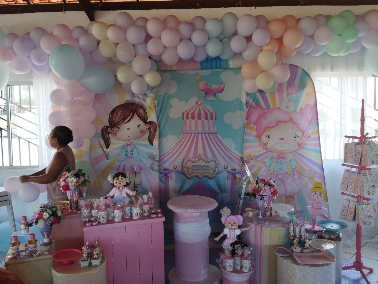 Decoração Circo Rosa ) - ANDREIA design festa e cenografia