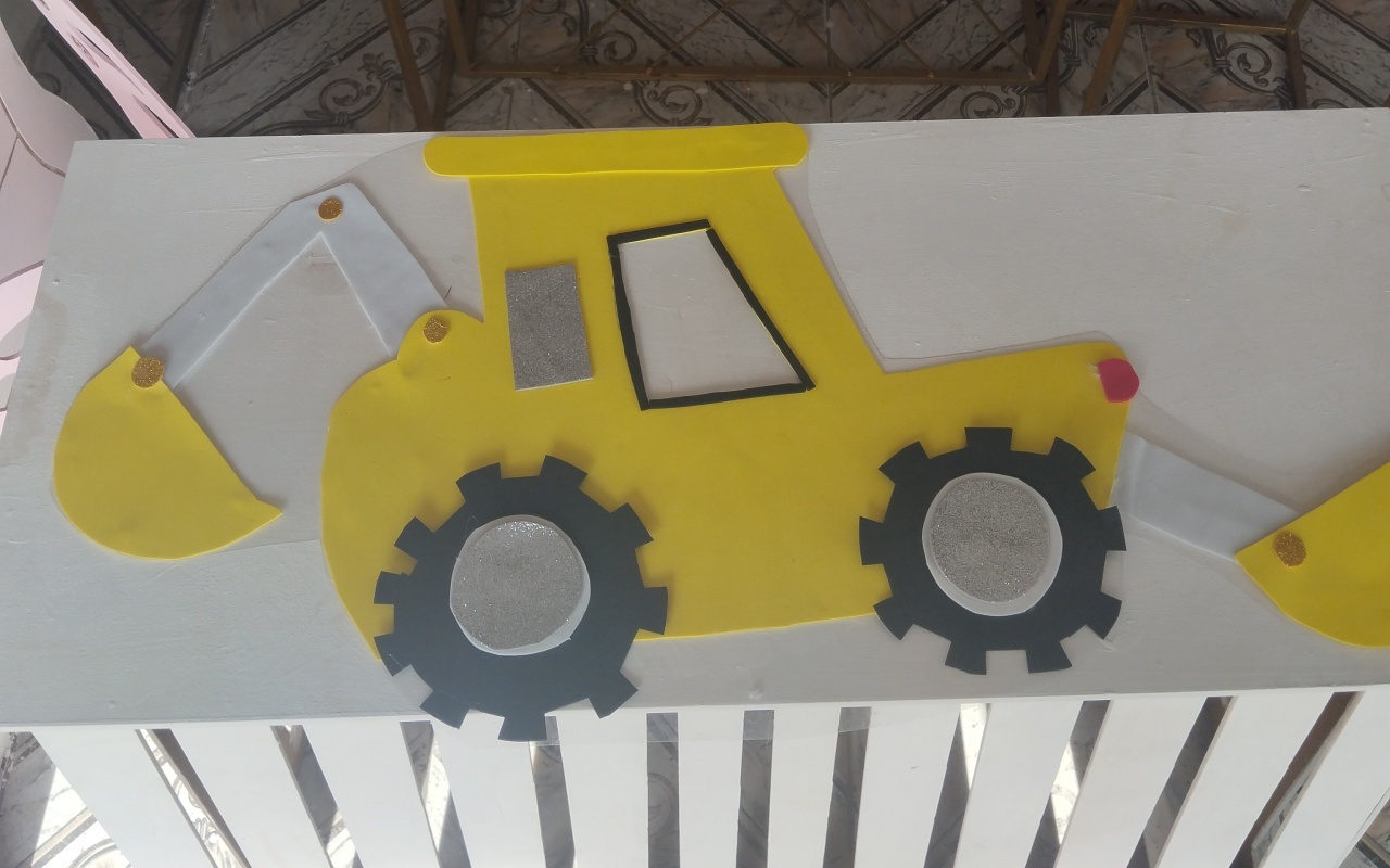 Display Trator 🚜 - ANDREIA design festa e cenografia