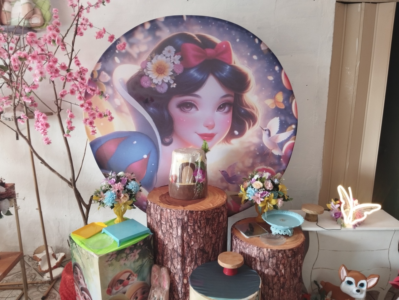 Painel Branca de Neve 1,50Cm - ANDREIA design festa e cenografia