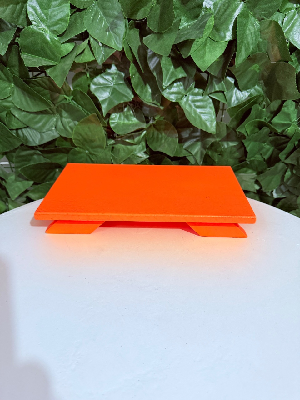 Suporte Pé Japonês Laranja Neon  - Renata Cavalcante Herreira Guerreiro