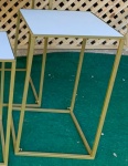 Mesa M de Ferro Quadrada Dourada - imagem 2