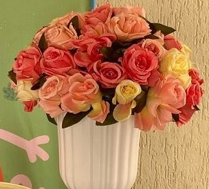 Arranjo Floral Rosa/Amarelo - Camila Caroline Magalhães Vieira