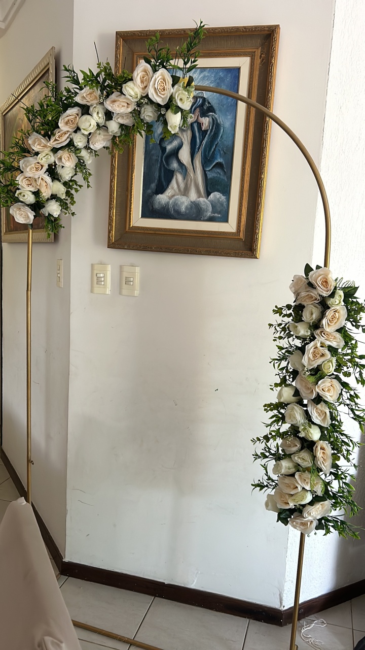 Arranjo Pra Painel Branco - Camila Caroline Magalhães Vieira