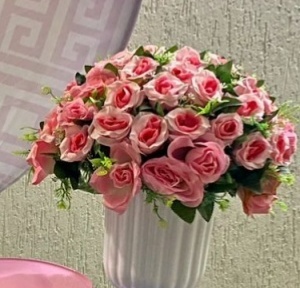 Arranjo Rosa - Camila Caroline Magalhães Vieira