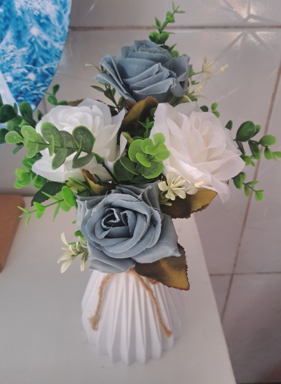 Arranjo Pequeno Azul Com Branco  - MV festa