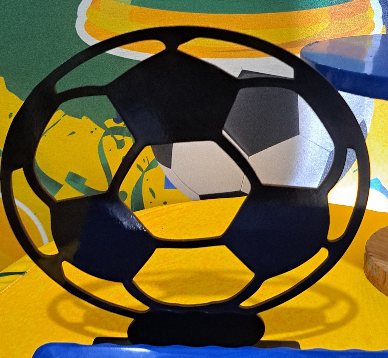 Bola Preta Em Displays - MV festa