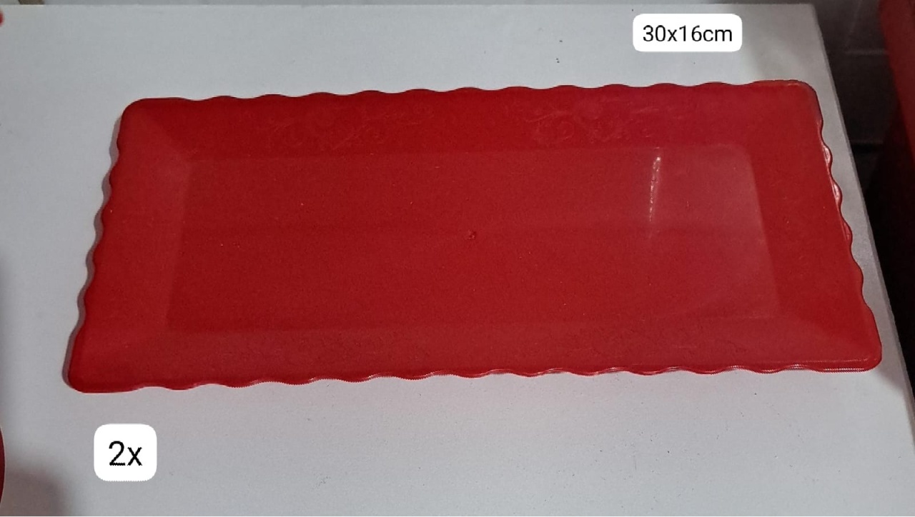 Bandeja Retangular Vermelha G de 30X16Cm - MV festa