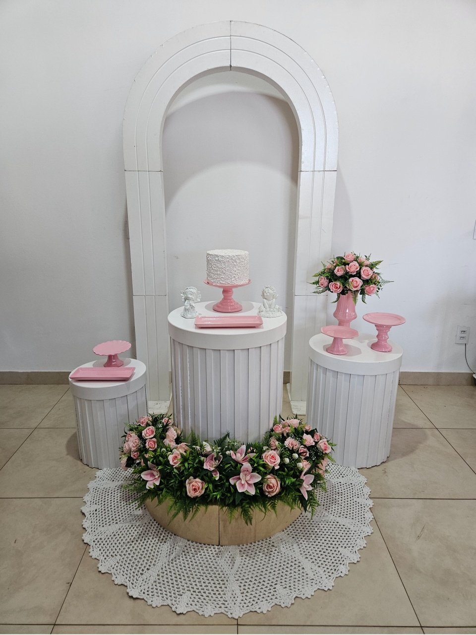 Kit Batizado Branco Com Rosa - DecorFest