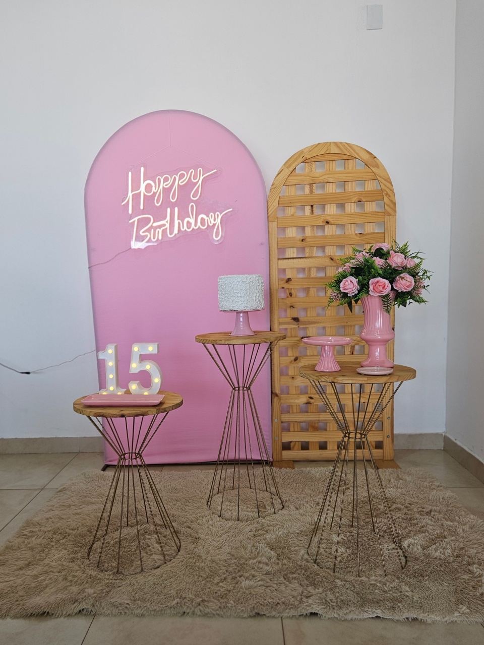 Kit Festa Fácil P - Adulto  - Rosa (2 Painéis)   - DecorFest