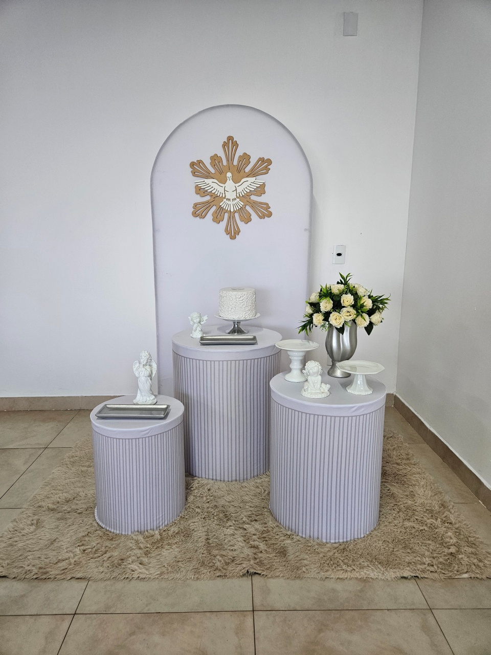 Kit Batizado Branco Com Prata - DecorFest