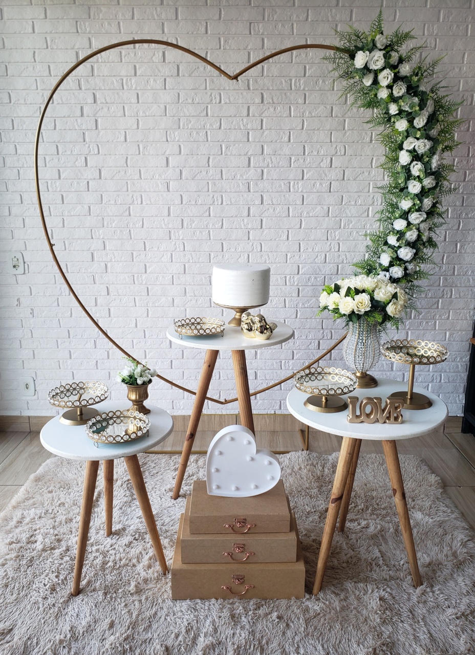 Kit Casamento/Noivado Coração E Mesas Pé Palito - Pedraria Maleta - DecorFest