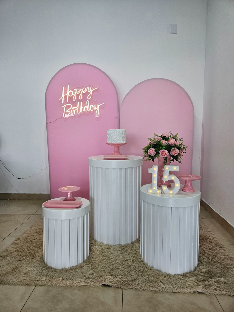 Kit Festa Fácil P - Adulto  - Rosa (2 Painéis)  - DecorFest