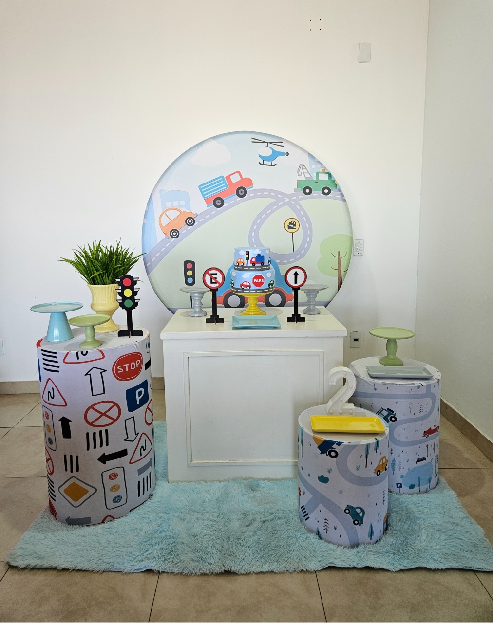Kit Festa Facil M - Carrinhos - Meio de Transporte - DecorFest
