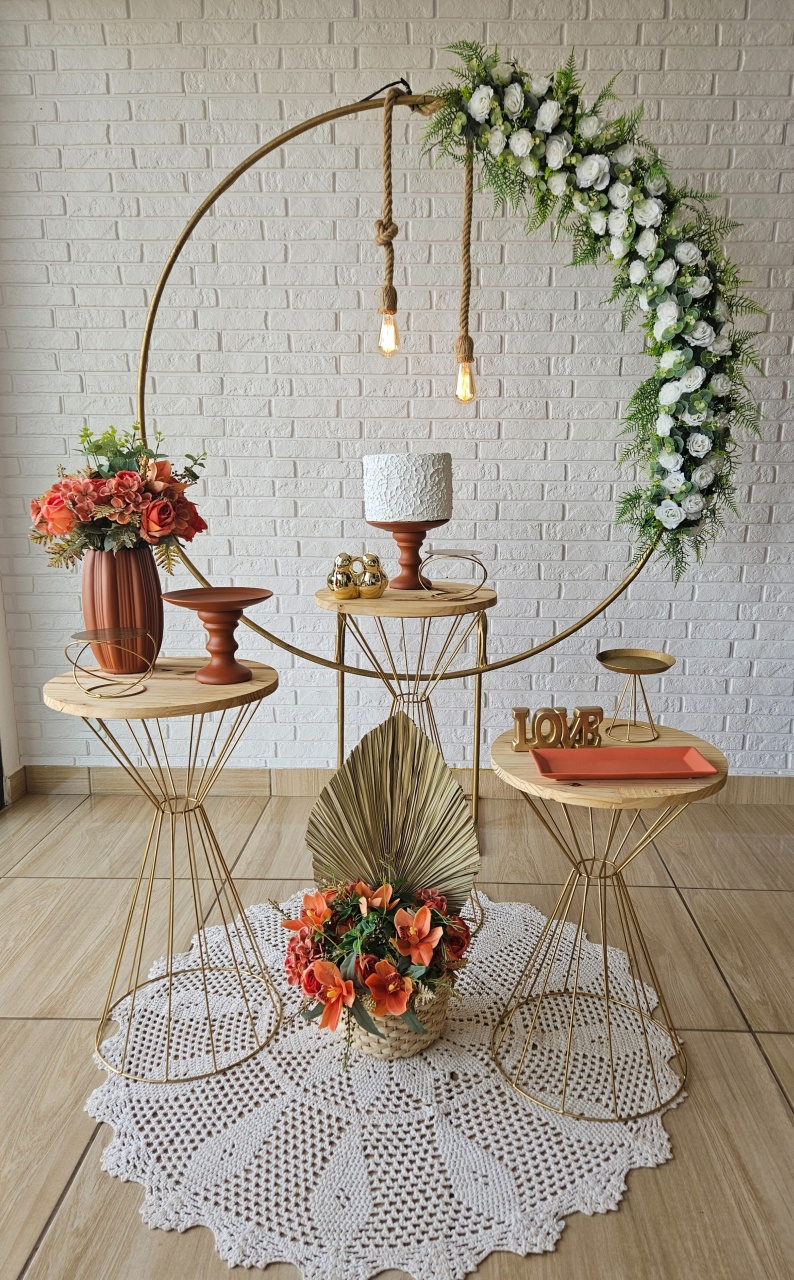 Kit Casamento/Noivado - Terracota E Dourado (Arranjo Branco) - DecorFest