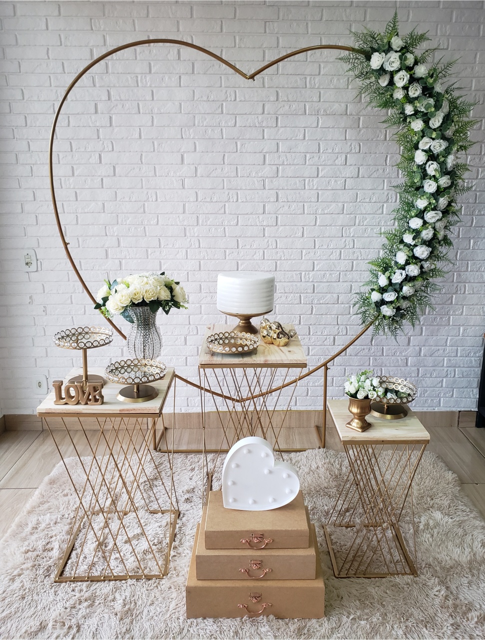 Kit Casamento/Noivado Coração Dourado E Pedraria Maleta - DecorFest