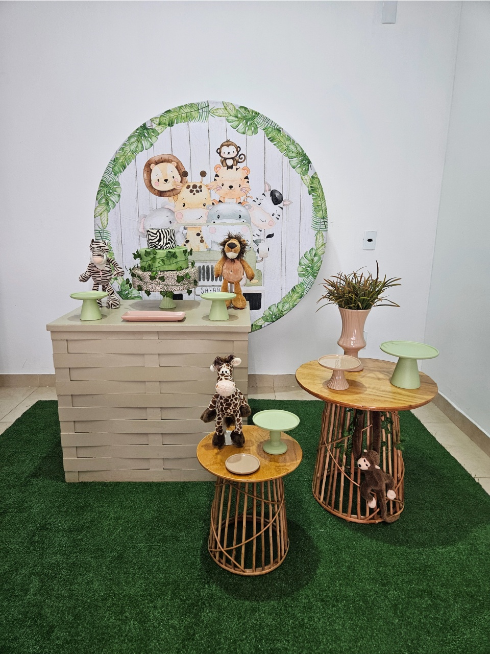 Kit Festa Facil M - Safari Mesas Vime - DecorFest
