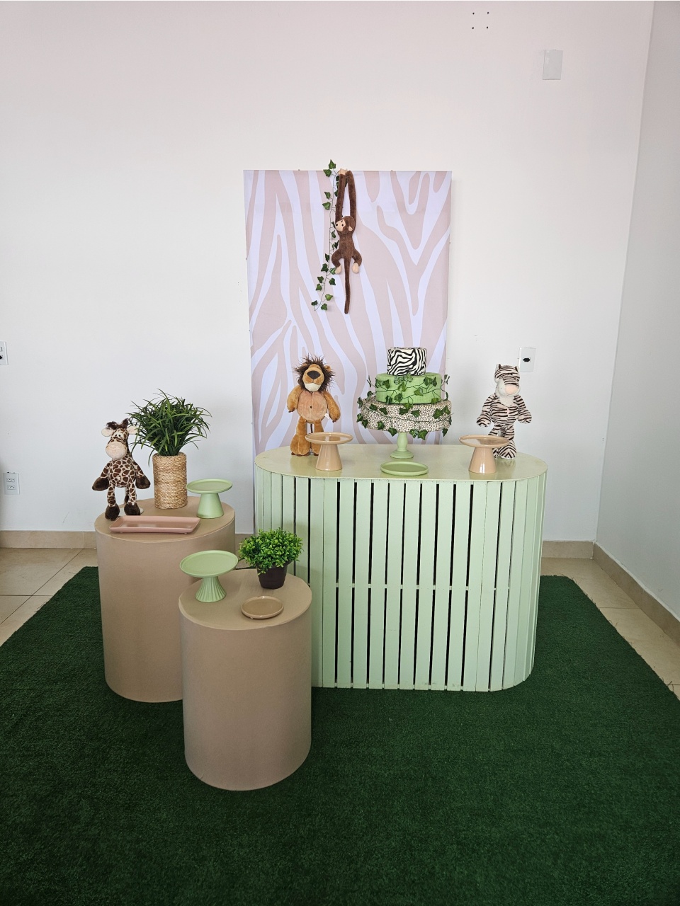 Kit Festa Facil M - Safari Painel Zebra - DecorFest