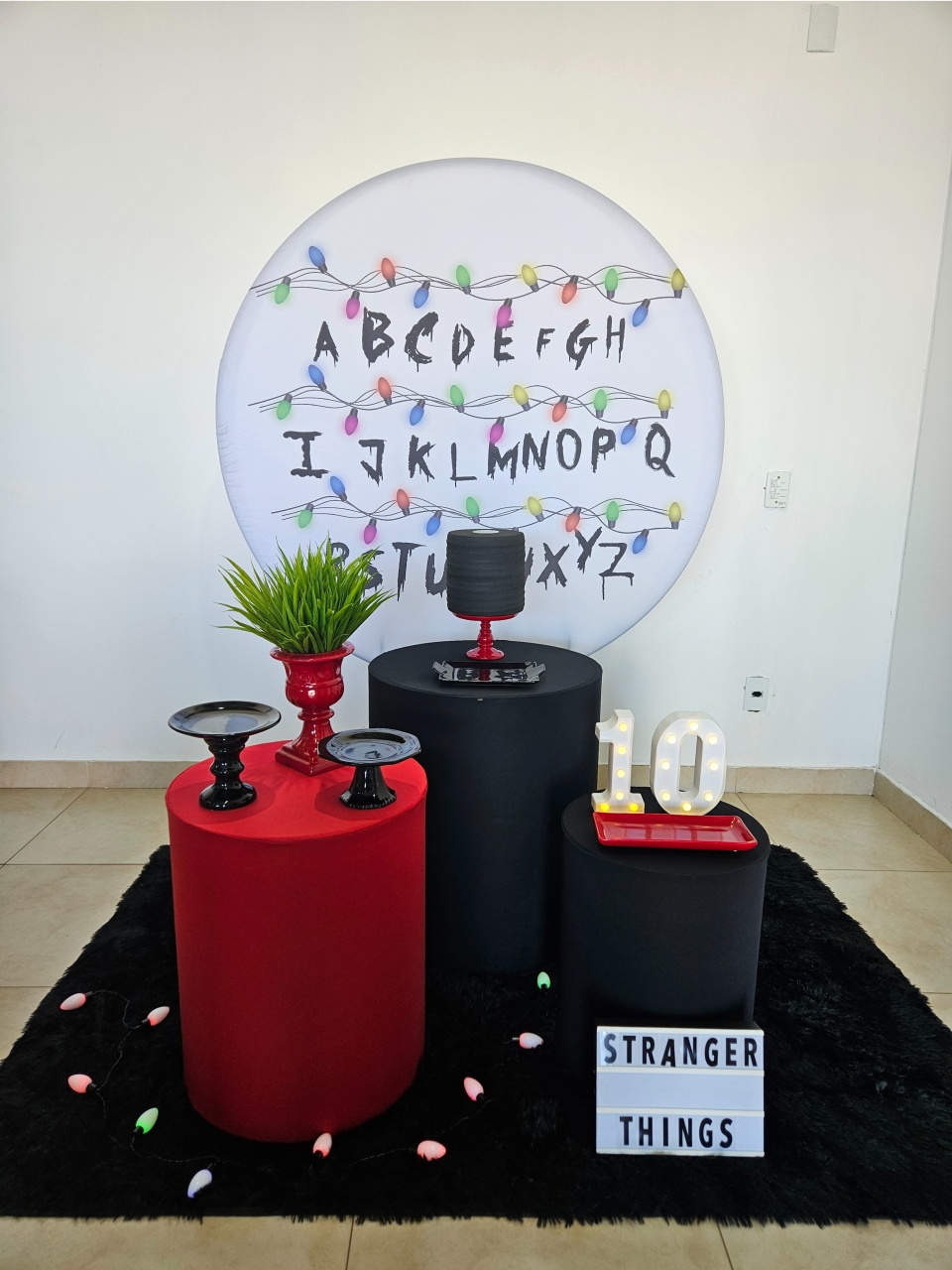 Kit Festa Facil P - Stranger Things - DecorFest