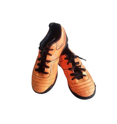 Chuteira Laranja - Futebol - DecorFest