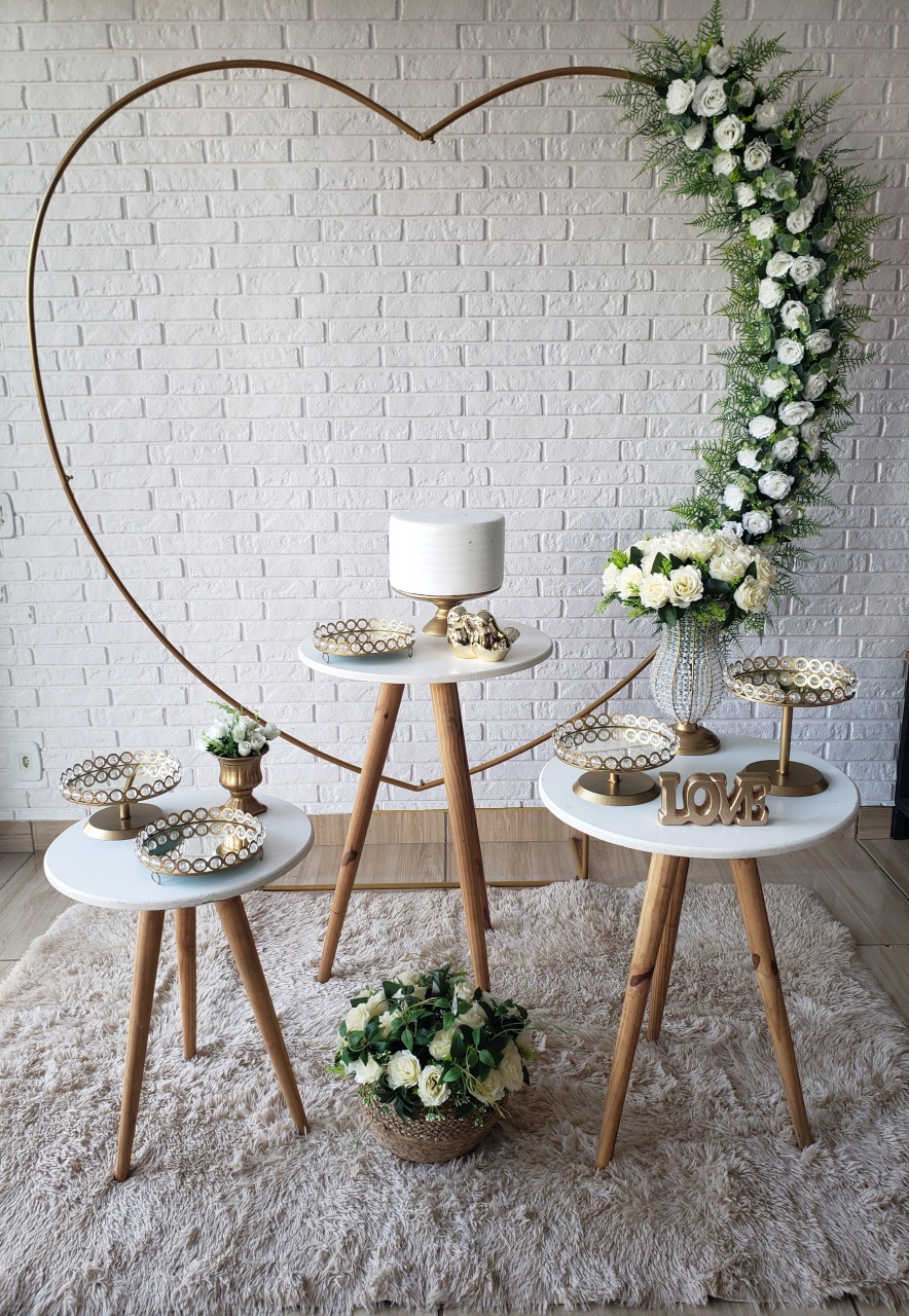 Kit Casamento/Noivado Coração  E Mesas Pé Palito - Dourado E Pedraria    - DecorFest