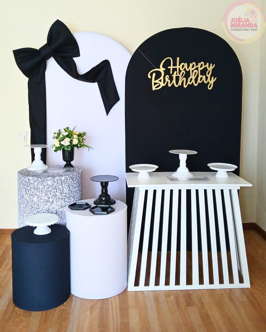 C000059 - Aniversário (Preto E Branco) - JoéliaMirandaDecora