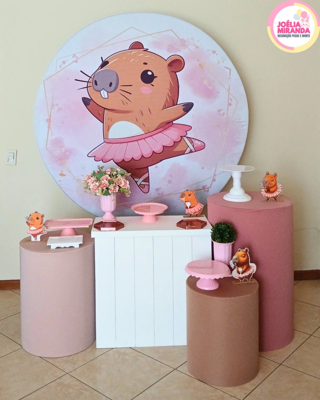 G0011-0080-1 - Kit Ouro Capivara Bailarina - JoéliaMirandaDecora