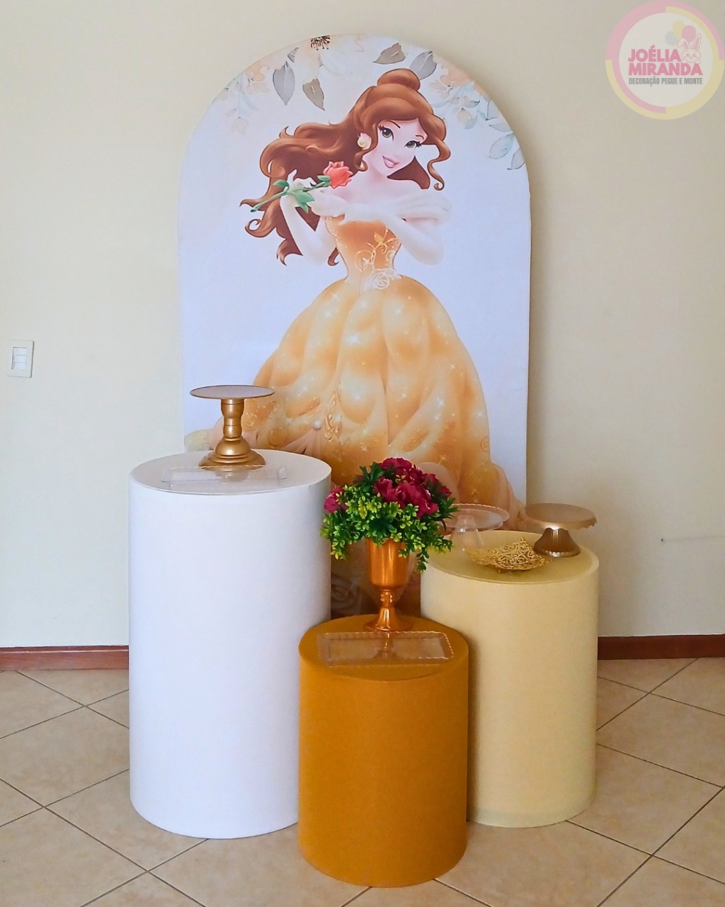 C000031 - Princesa Bela - JoéliaMirandaDecora
