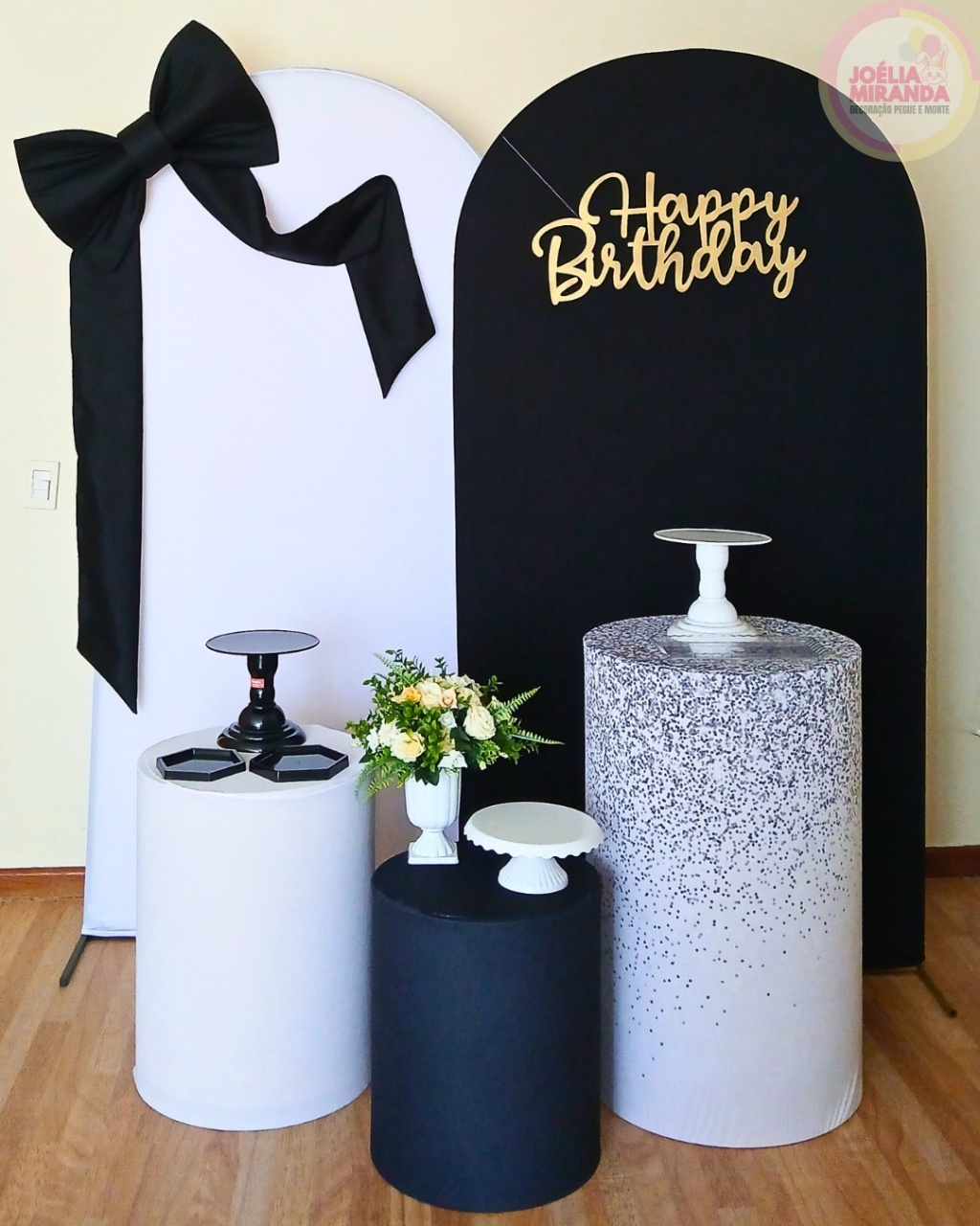 C000060 - Aniversário (Preto E Branco) - JoéliaMirandaDecora