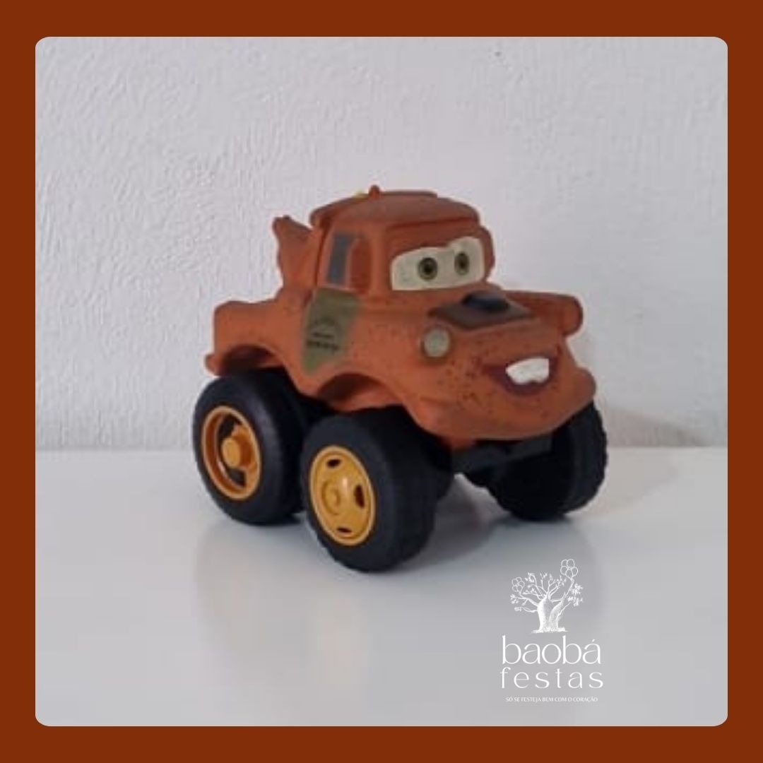 Boneco de Vinil - Carros/Mate - Baobafestas
