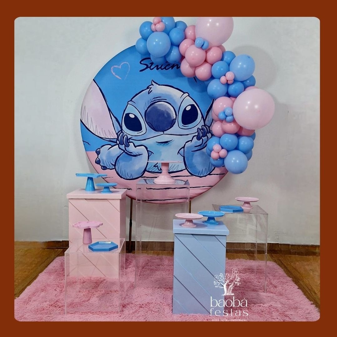 Stitch Rosa - Composição Trio Acrílicos + 2 Mesas - Sem Balões   - Baobafestas