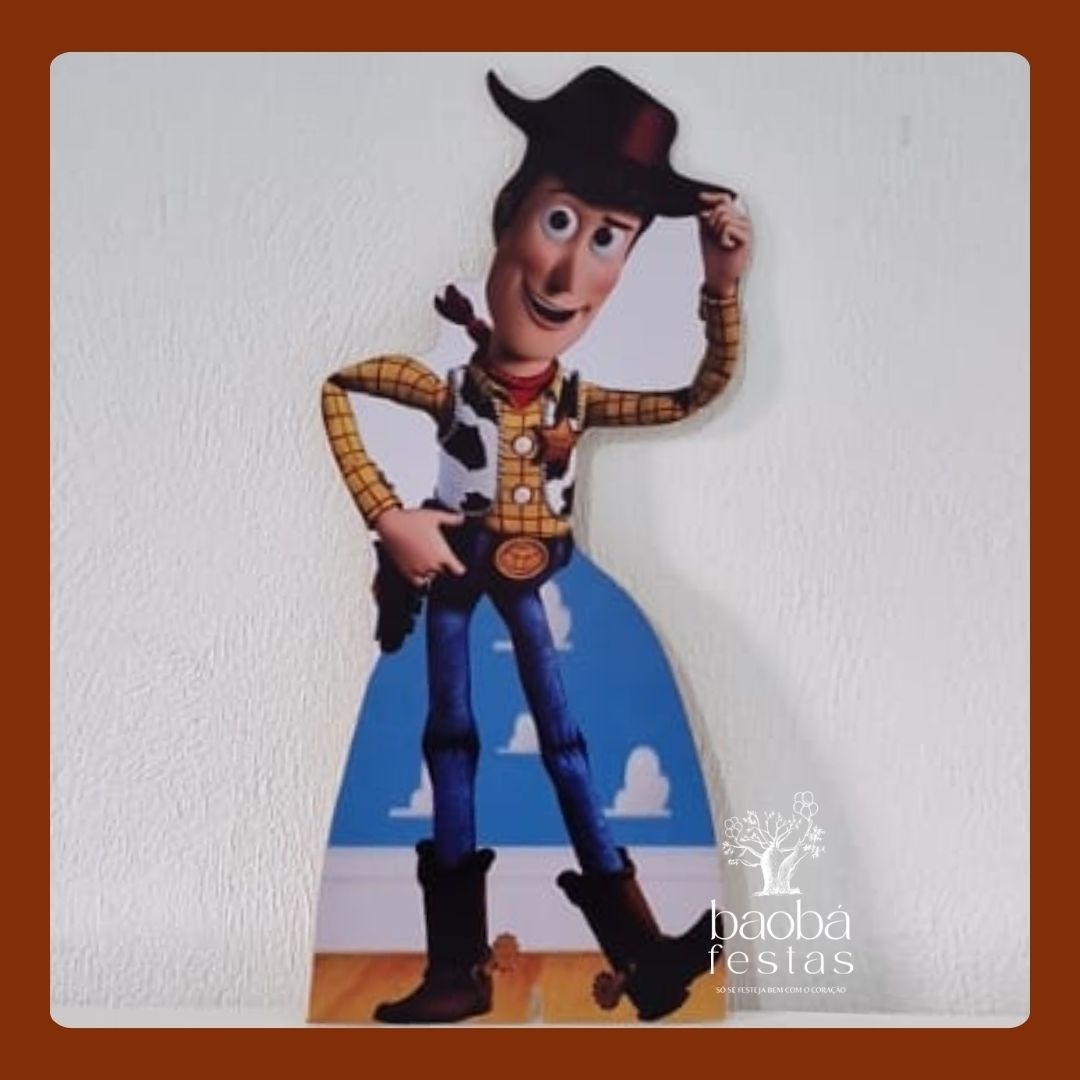 Toy Story (Woody) - Totem de Chão - Baobafestas