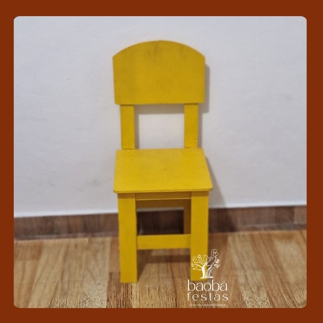 Y - Banquinho Amarelo - Baobafestas