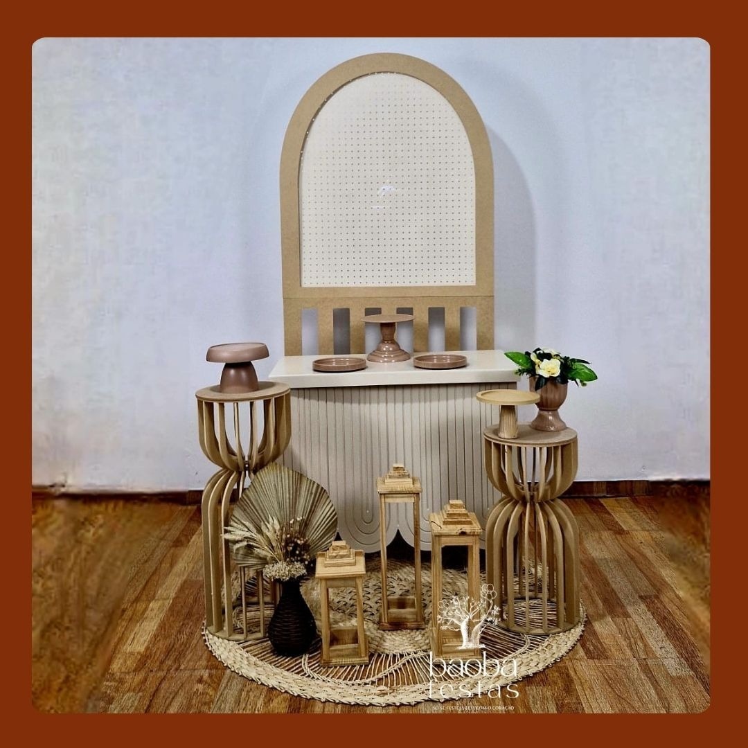 Composição - Mesa Boho - Painel 2X1 Ripado Mdf + Vaso Boho + Lamparinas  - Baobafestas