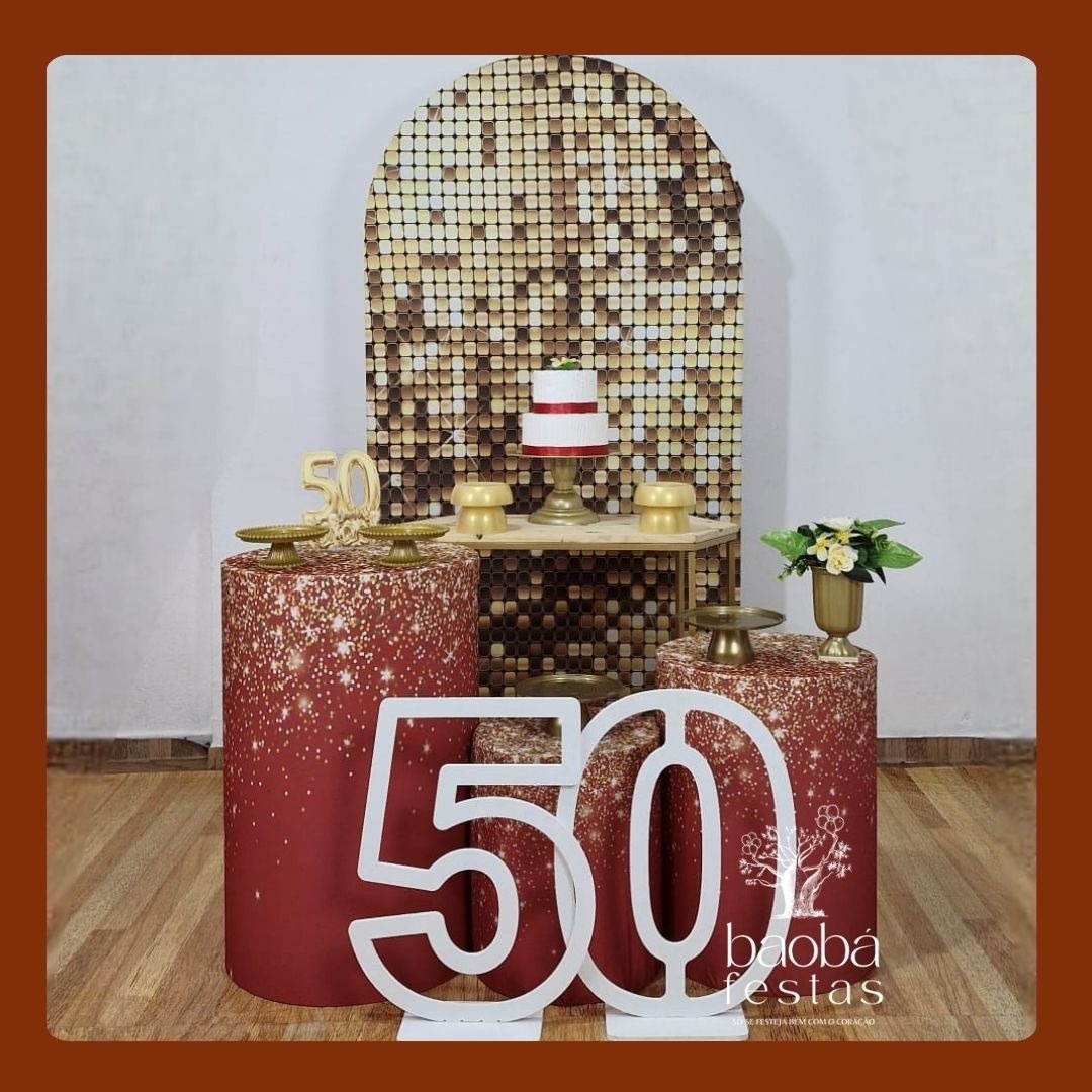 Kit Diamante - Vermelho Com Dourado  Painel Romano Com Idades Em Mdf - Baobafestas