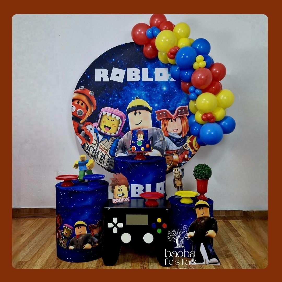 Roblox (138) - Kit Ouro + Mesa Game + Totem (Sem Balões) - Baobafestas