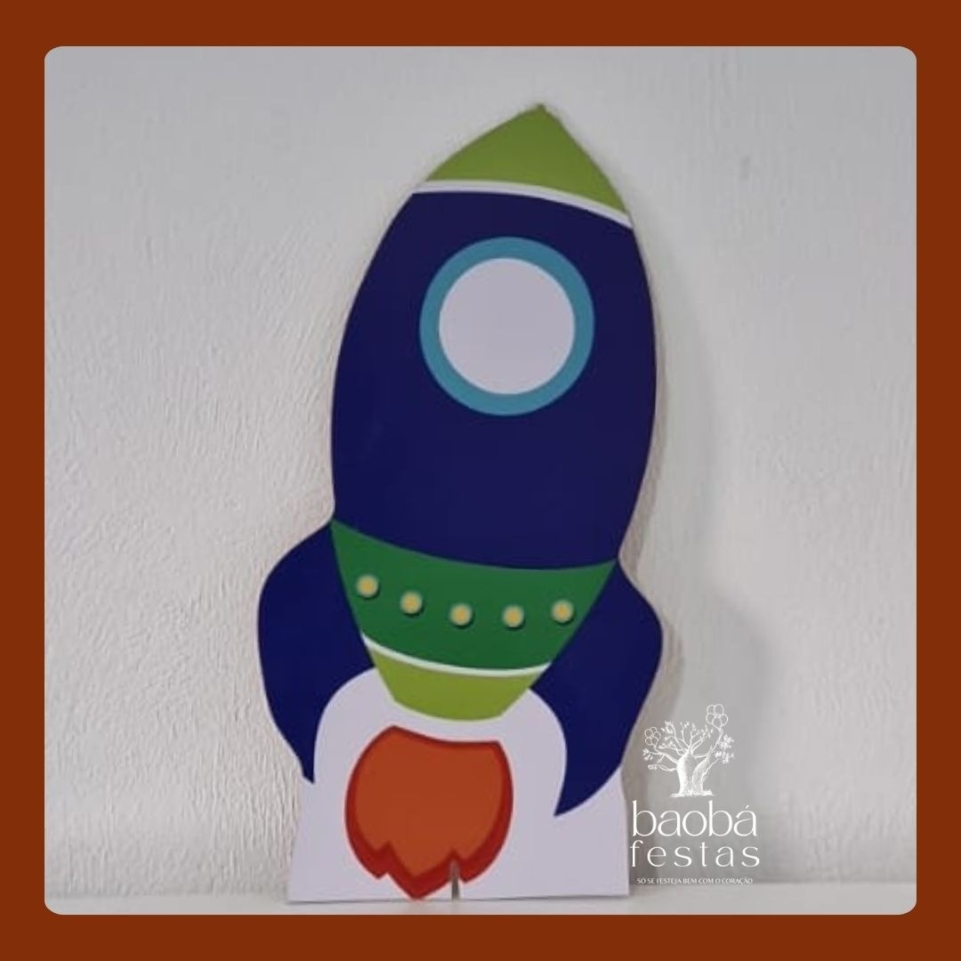 Astronauta Nave - Totem de Chão - Baobafestas
