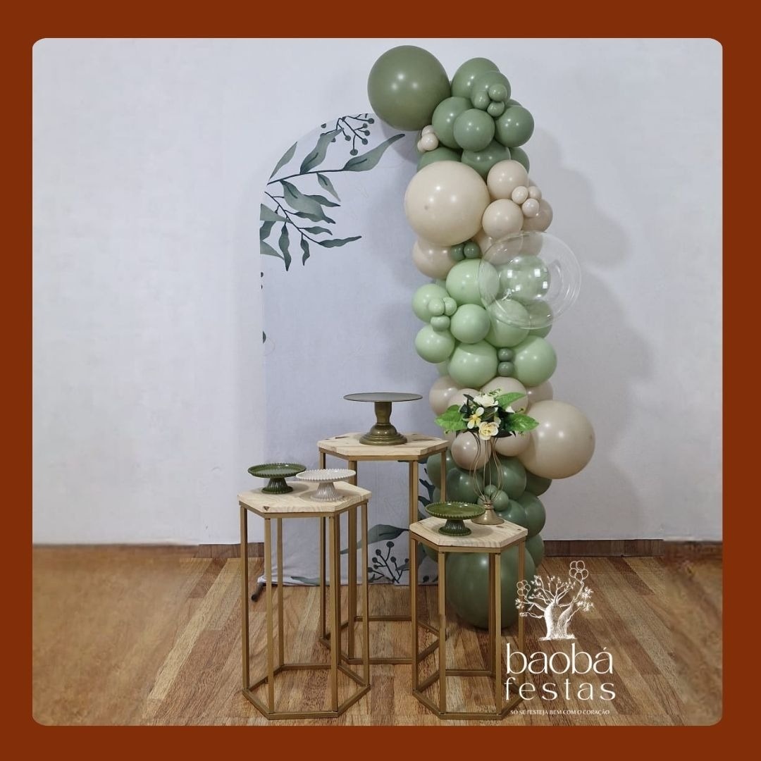 Composição - Floral Trio Sextavadas - Sem Balões  - Baobafestas