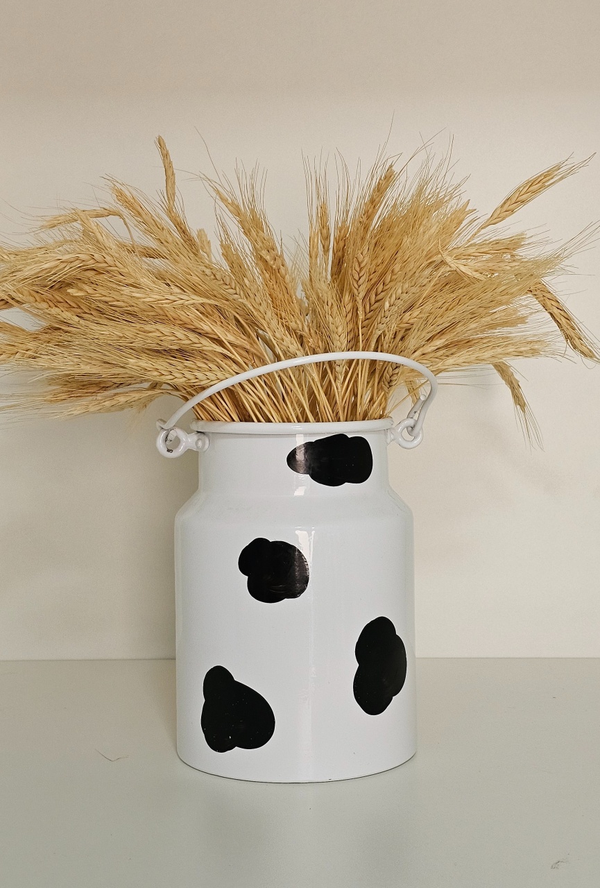 Vaso Leiteira Com Trigo (Vaquinha Fazendinha) - Cuca Maluca Festas