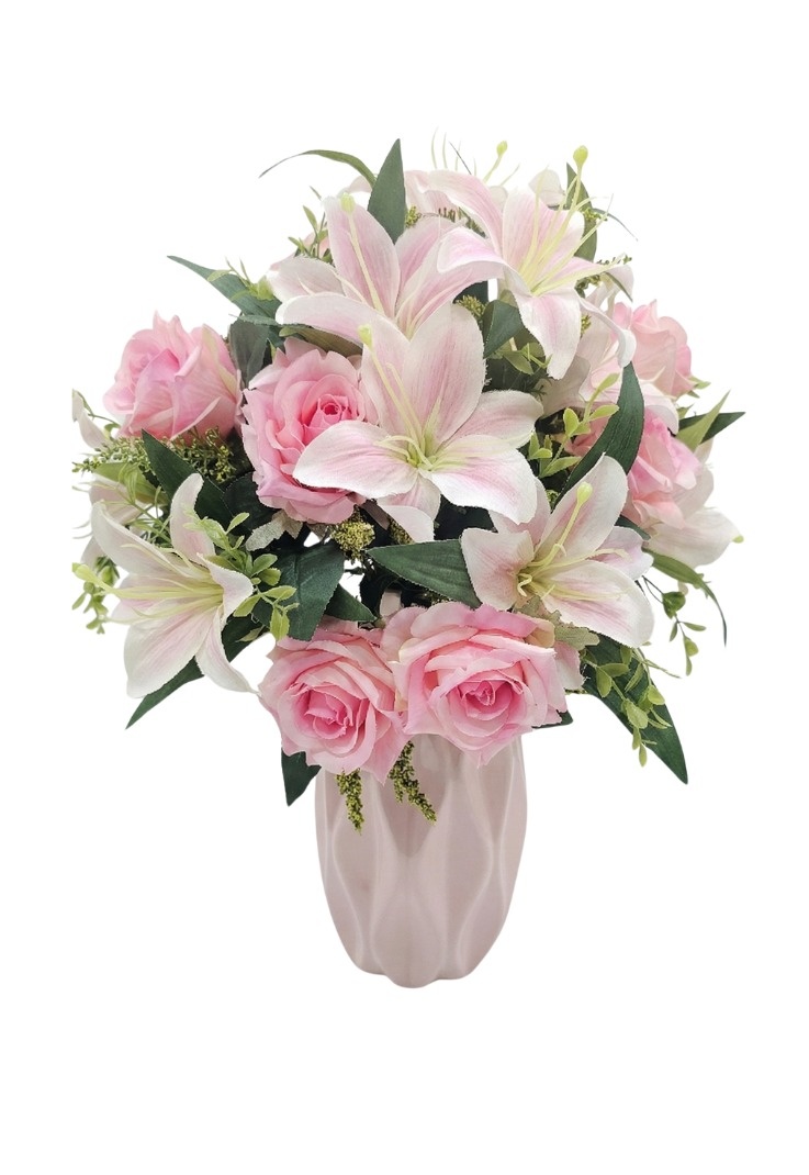 Arranjo M Flores Cor Rosa - Cuca Maluca Festas