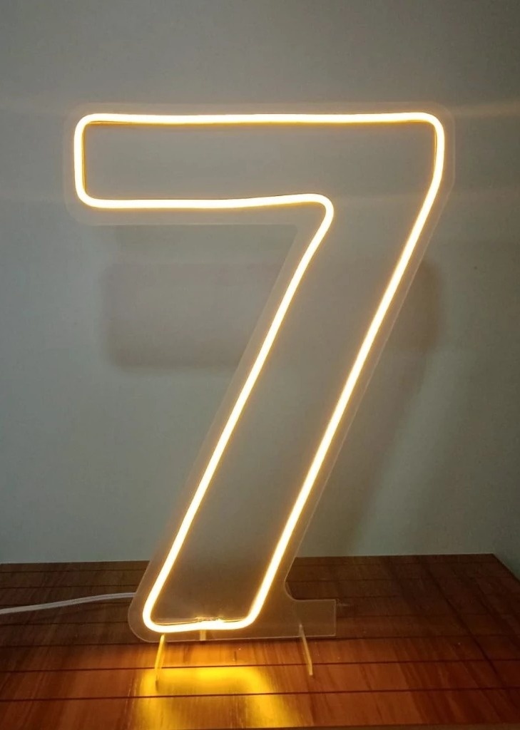 Led 50Cm - Nr. 7 - Cuca Maluca Festas