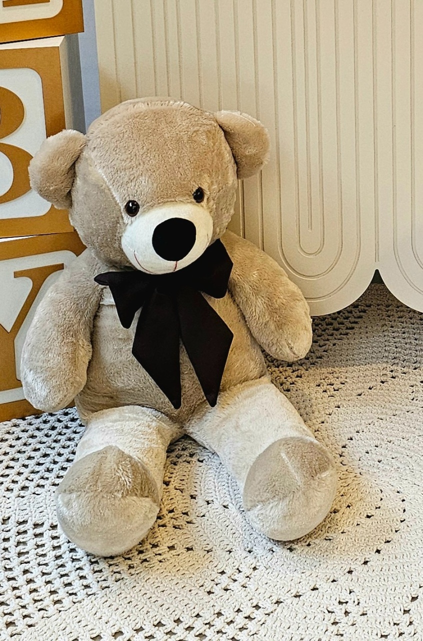 Urso de Pelúcia G Com Laço Marrom - Cuca Maluca Festas