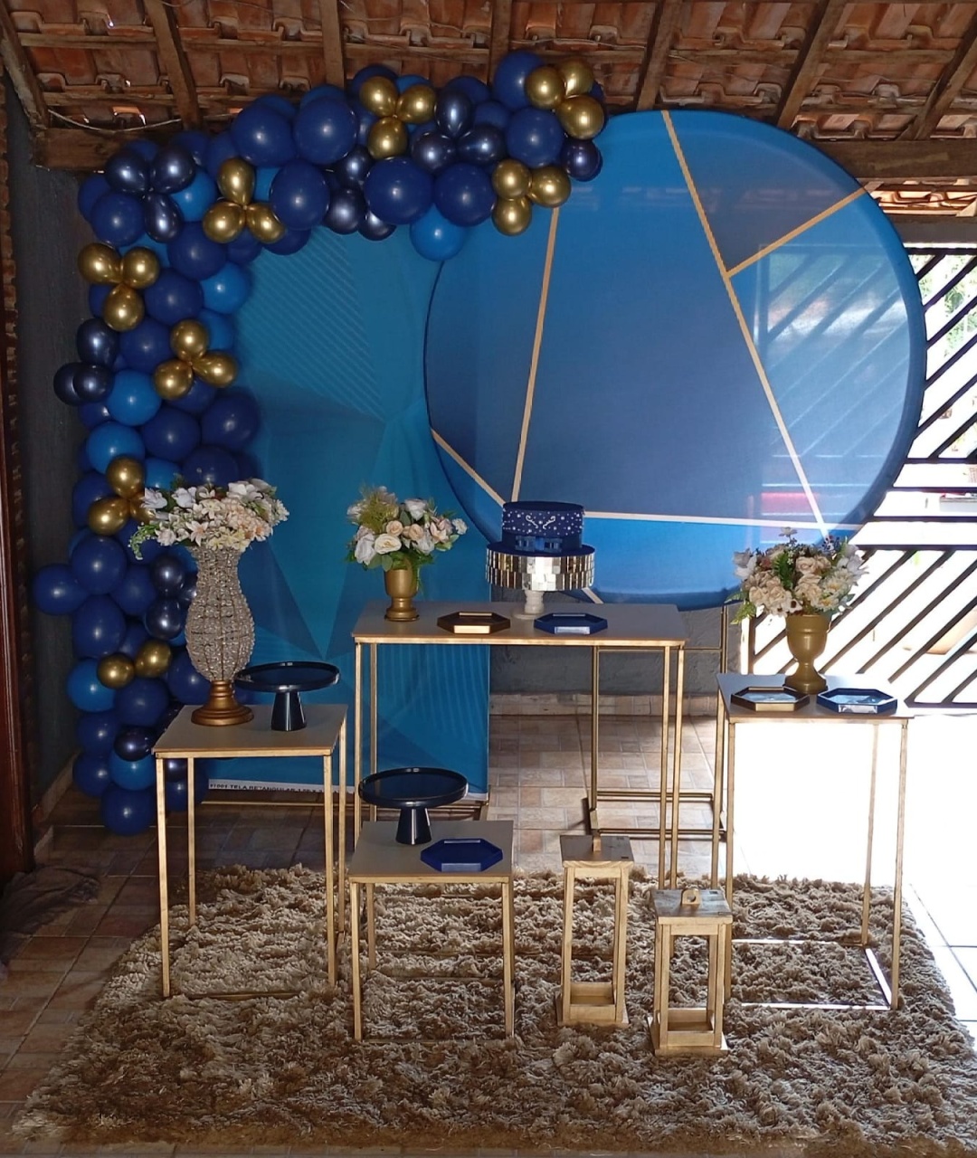 Adulto Azul 2 - a Bela e a Fera Locação de decorações e brinquedos