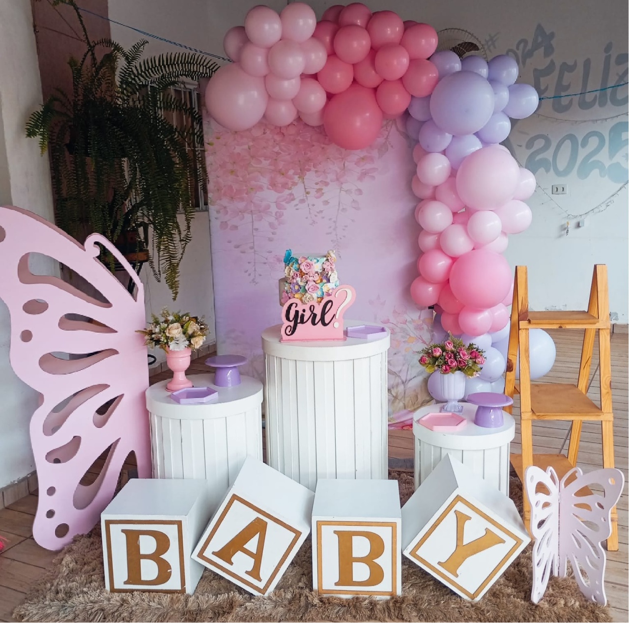 Chá de Bebê 04 - a Bela e a Fera Locação de decorações e brinquedos