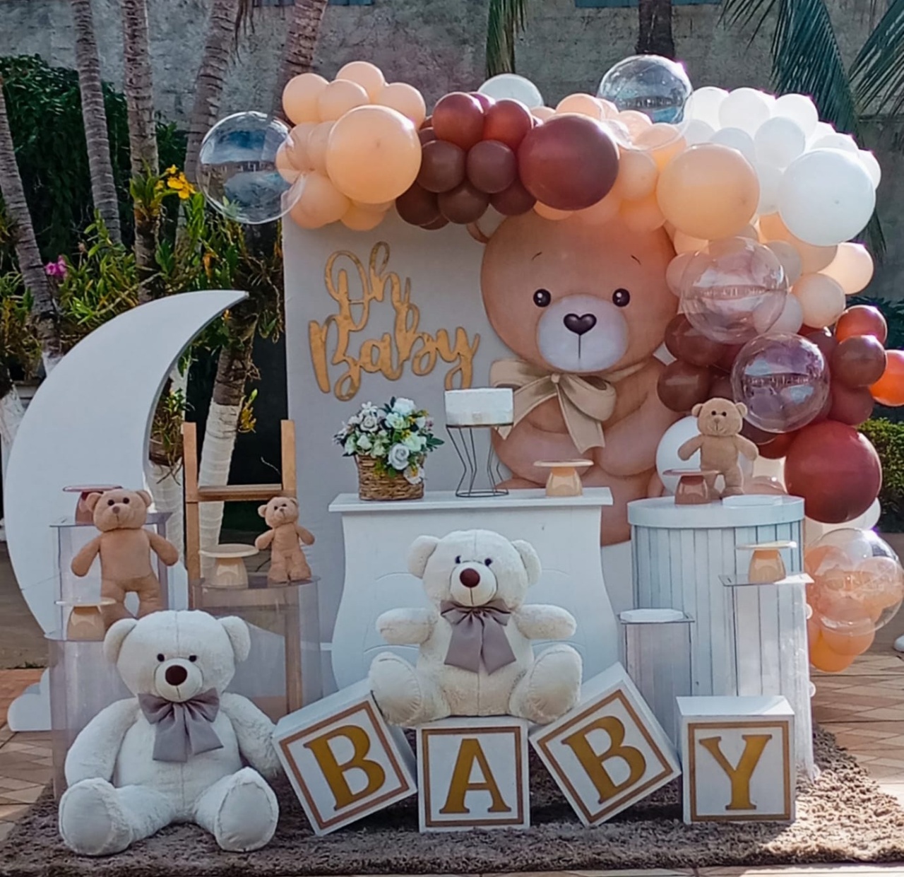 Chá de Bebê 01 - a Bela e a Fera Locação de decorações e brinquedos